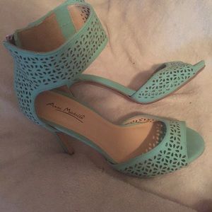 Ann michell 8.5 heels